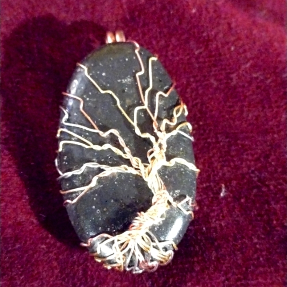 Black stone pendant